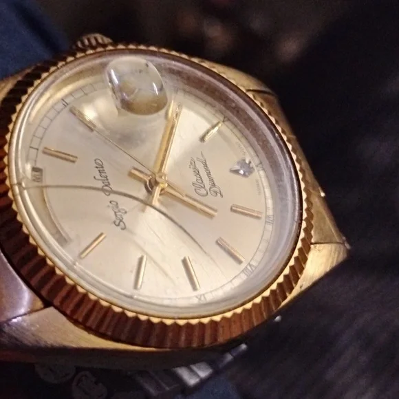 Sergio Valente Gold Classic Presidential Watch - Picture 7 of 8